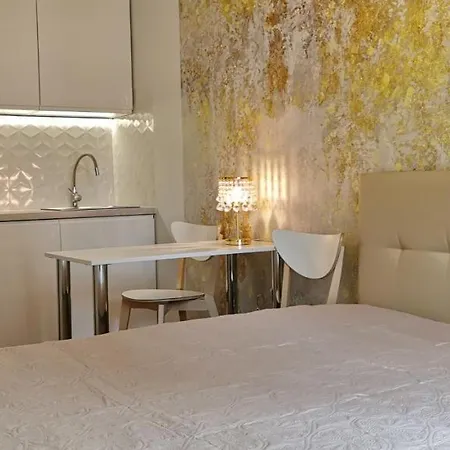 Wow Flou Przystan Letnica 700m Plaza גדנסק