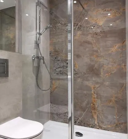 Wow Flou Przystan Letnica 700m Plaza Apartment *