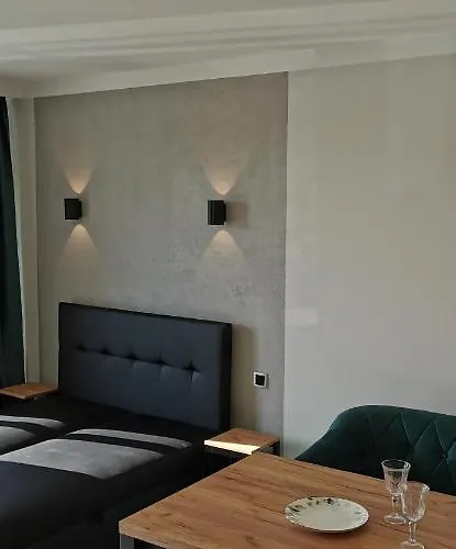 Wow Flou Przystan Letnica 700m Plaza