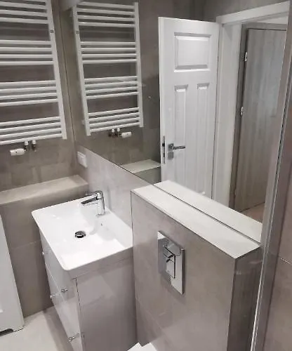 Wow Flou Przystan Letnica 700m Plaza